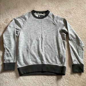 Nike SB Sweater